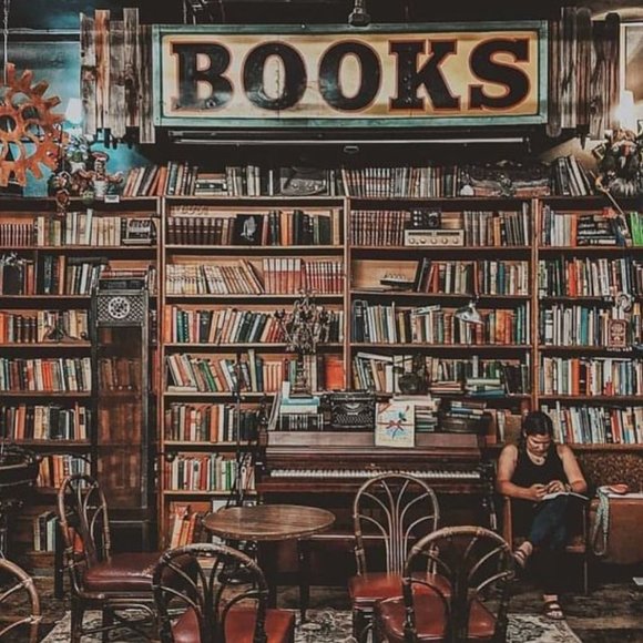 Meet your Posher, Lived In Threads - Picture 7 of 14